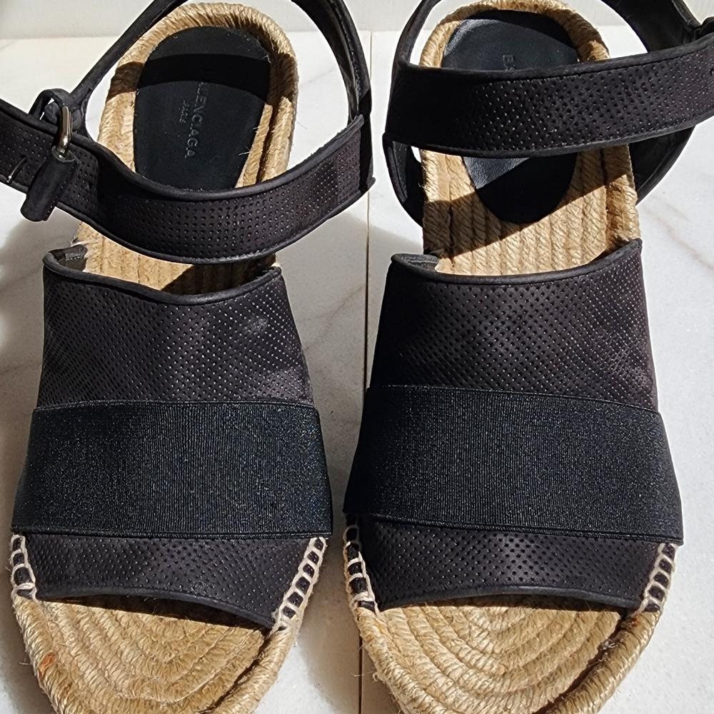 Balenciaga Sandal - Picture 3 of 8